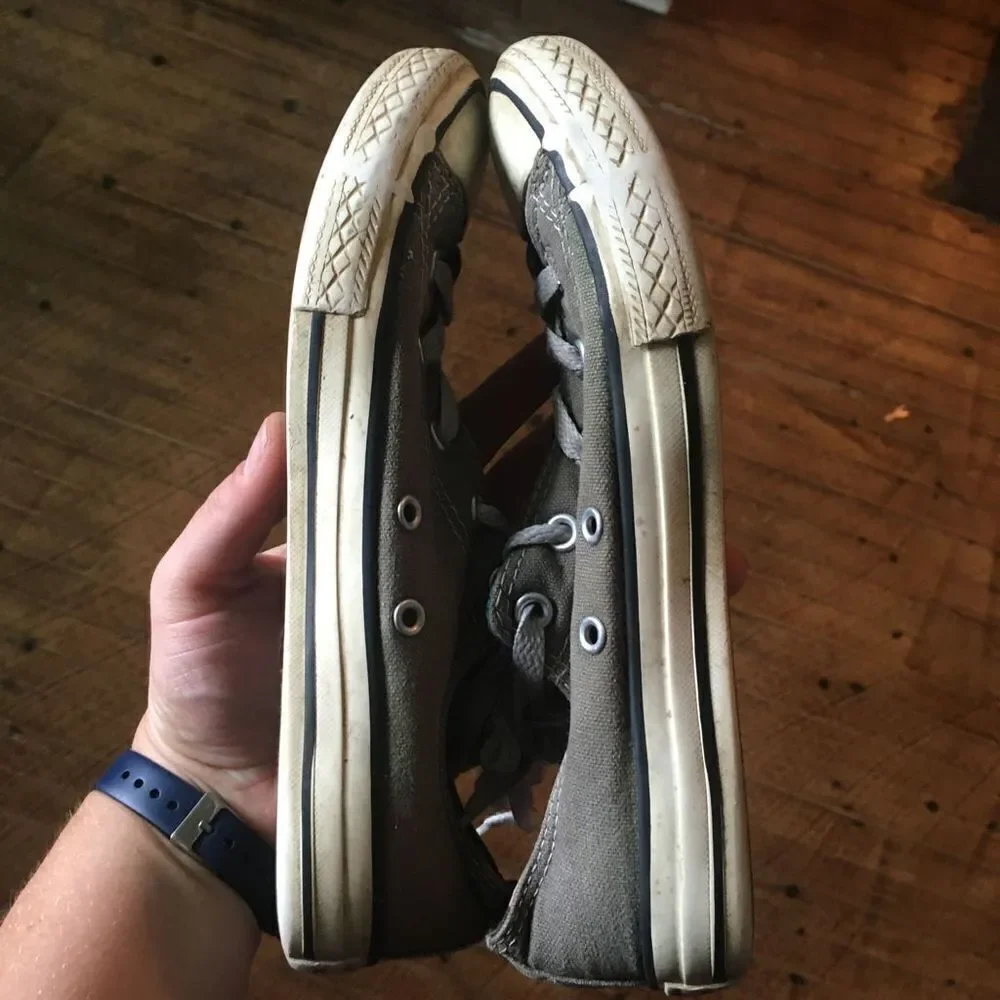 Converse gray low top classic size 3 Chuck Taylor Converse sneakers